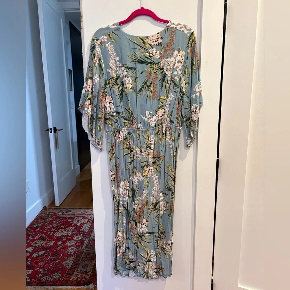 River Island Floral Kimono Dress in Blue - Picture 4 of 9